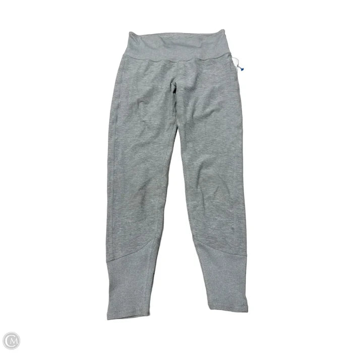 Athletic Leggings By Alo In Grey, Size: S