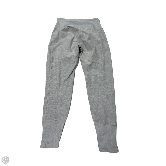 Athletic Leggings By Alo In Grey, Size: S