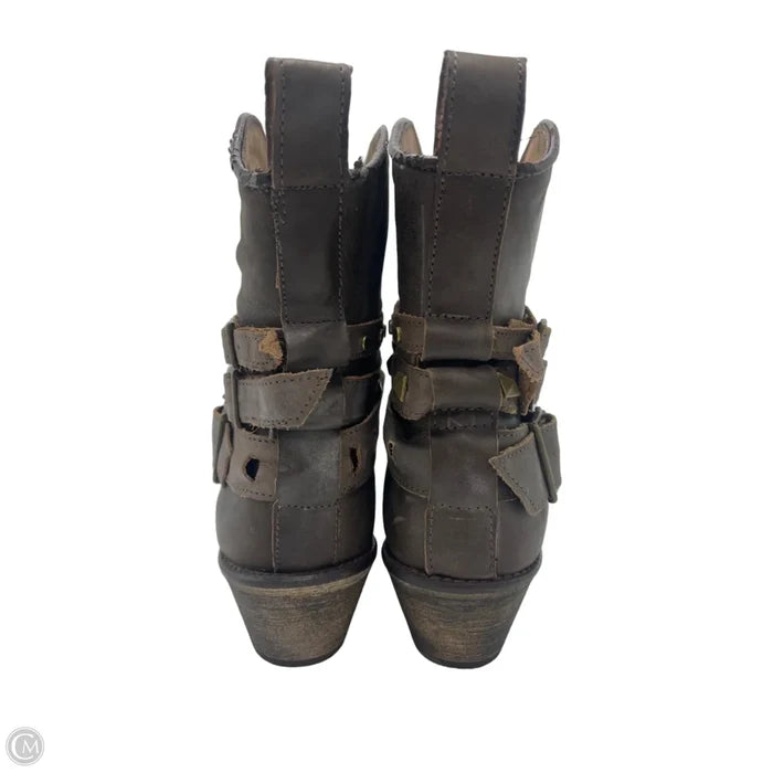 Boots Ankle Heels By Steve Madden In Brown, Size: 7.5