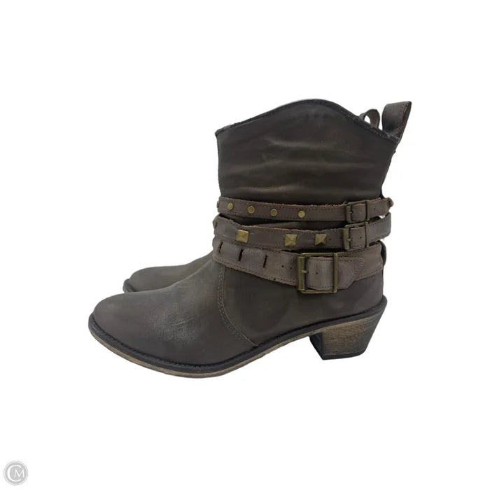 Boots Ankle Heels By Steve Madden In Brown, Size: 7.5