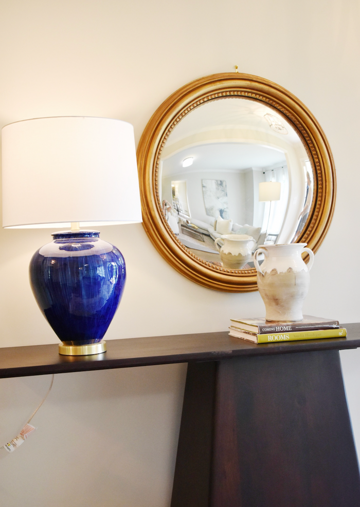 Ceramic 28" Jug Table Lamp, Blue