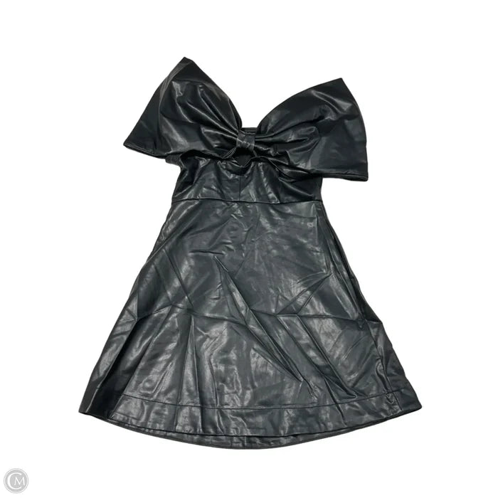 Dress Casual Short By Miou Muse In Silver, Size: S