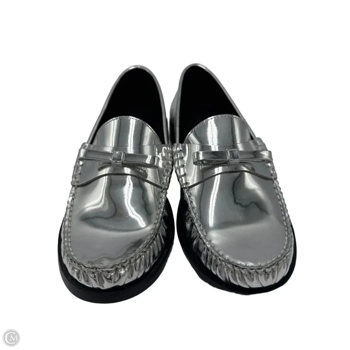 Like New! Shoes Designer By Stuart Weitzman In Silver, Size: 7.5