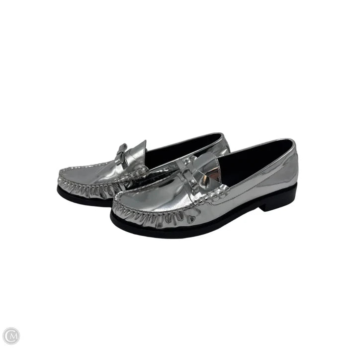 Like New! Shoes Designer By Stuart Weitzman In Silver, Size: 7.5