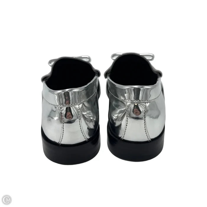 Like New! Shoes Designer By Stuart Weitzman In Silver, Size: 7.5