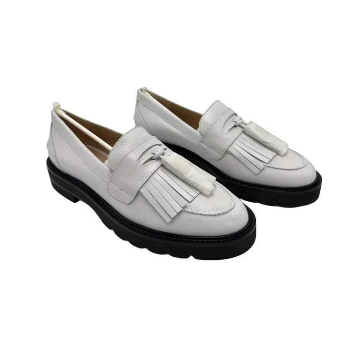 New! Shoes Designer By Stuart Weitzman In White, Size: 9