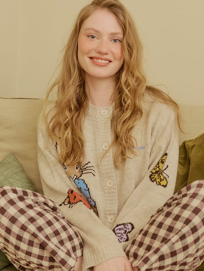 Peter Rabbit x Skinnydip Chunky Knit Cardigan in Cream Jumpers & Cardigans Skinnydip London