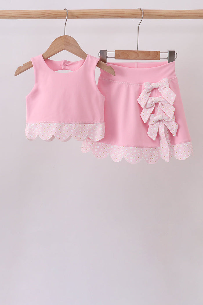 Pink scalloped active skorts set