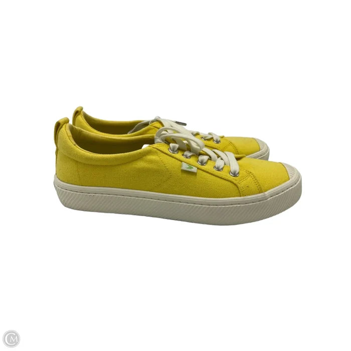 Shoes Athletic By Cariuma In Yellow, Size: 9