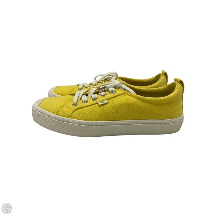 Shoes Athletic By Cariuma In Yellow, Size: 9