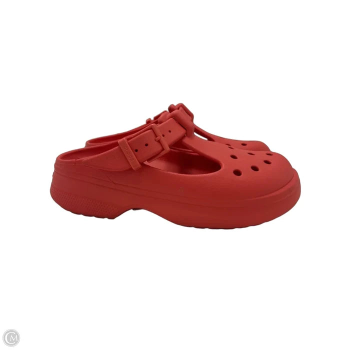 Shoes Flats By Crocs In Coral, Size: 7