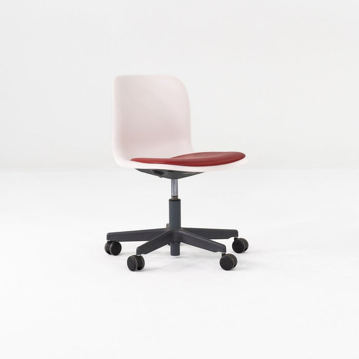SixE Swivel Desk Chair